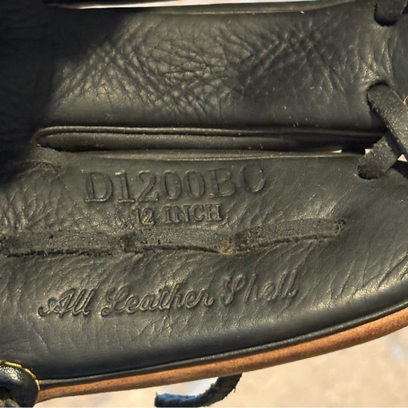 Rawlings D1200BC Premium and 12 Inch Black Brown Leather Baseball Glove RHT - Picture 6 of 10